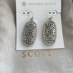 kendra scott silver earrings